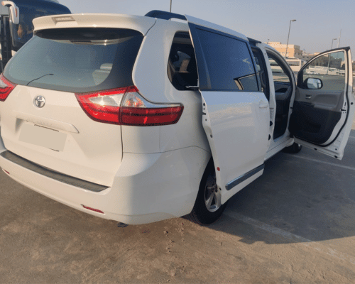 8 Seater Car Rental Slide 4