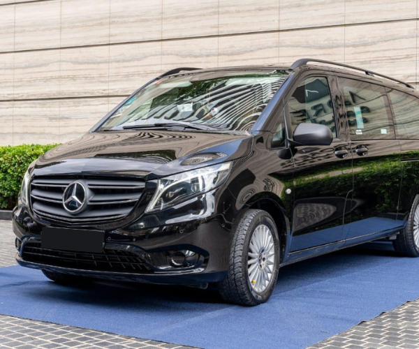 Mercedes V Class Slide 2