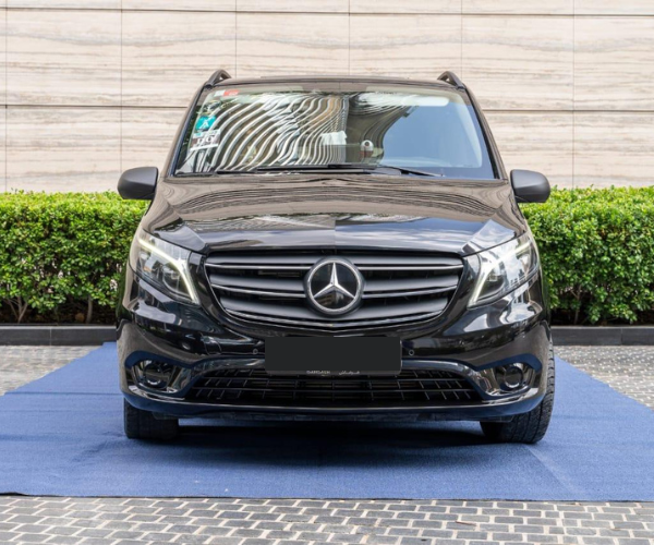 Mercedes V Class Slide 1